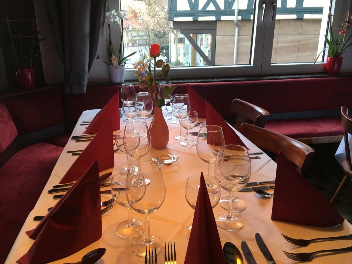 Hotel Zum Taunus Eppstein Екстер'єр фото
